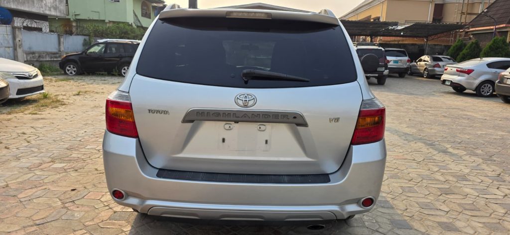 2008 Toyota Highlander Sport