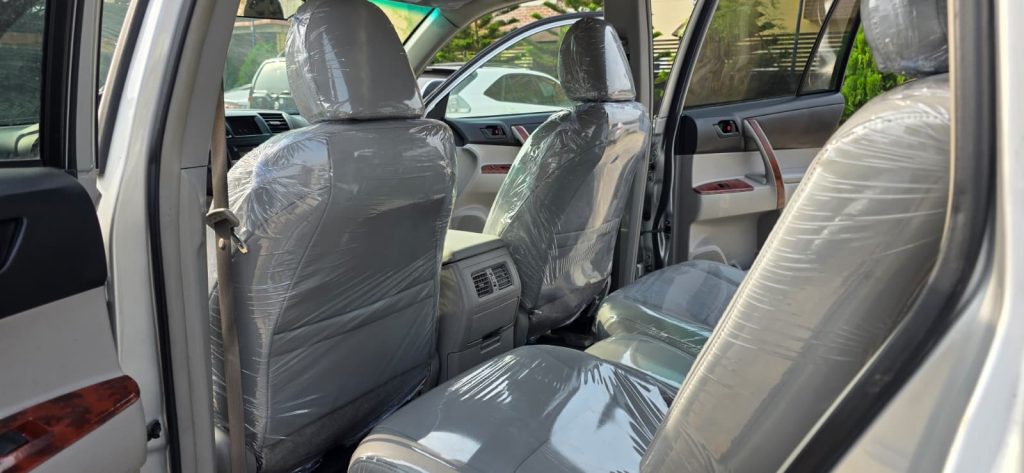 2009 Toyota Highlander Sport 4 Plugs