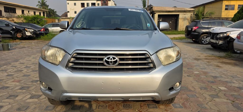 2008 Toyota Highlander Sport