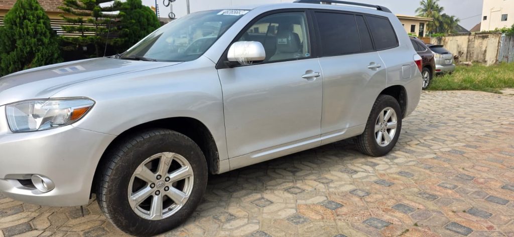 2009 Toyota Highlander Sport 4 Plugs