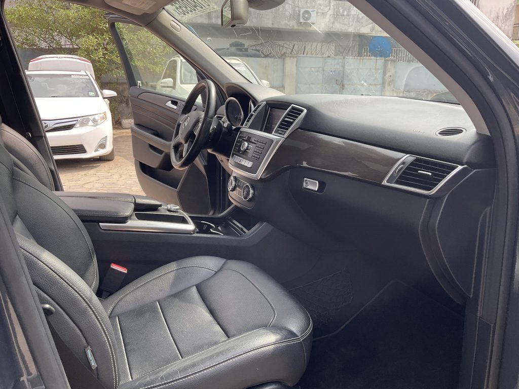 2015 Mercedes ML350 4Matic Full Option