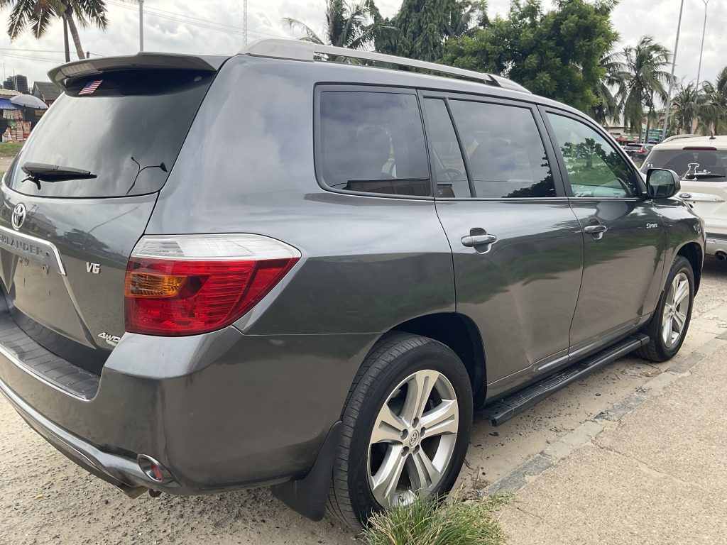 2008 Highlander Sport