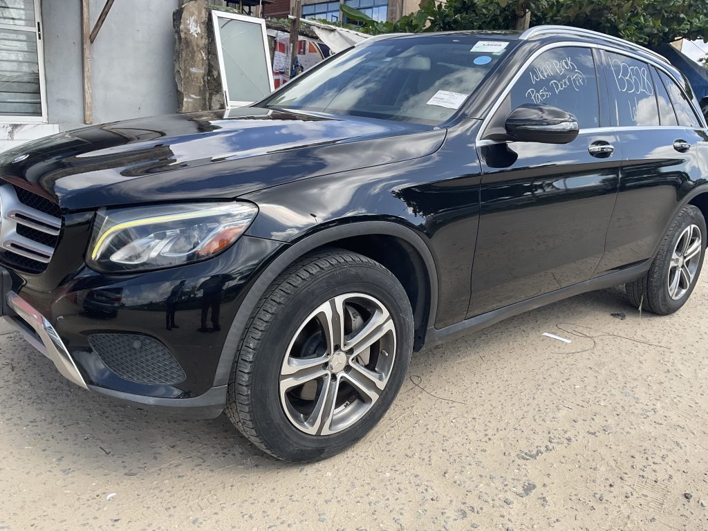 2017 Mercedes-Benz GLC300 4Matic